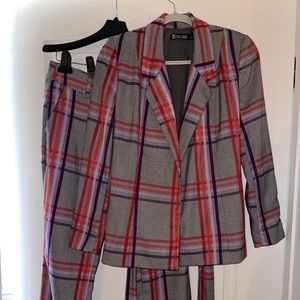 New York & Co multi color stripped pants suit